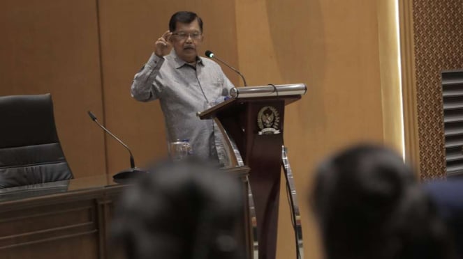 Mantan wakil presiden Jusuf Kalla (JK) saat menjadi keynote spech dalam seminar bertajuk